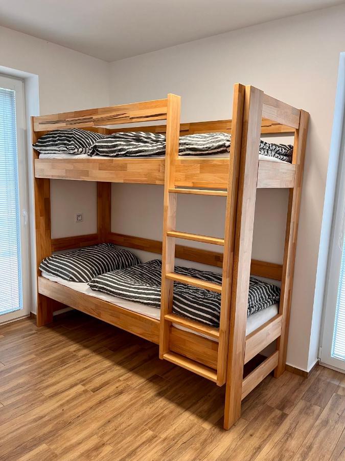 Apartment U Srubu *